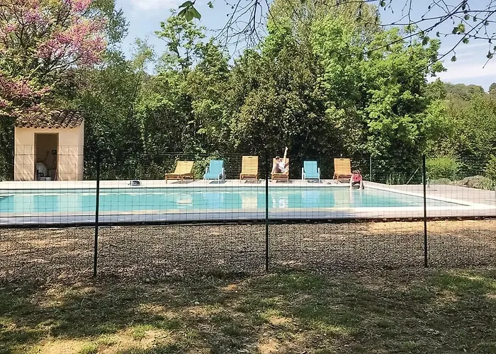 5 Bedroom Pet Friendly In Prázdninový dům Anduze