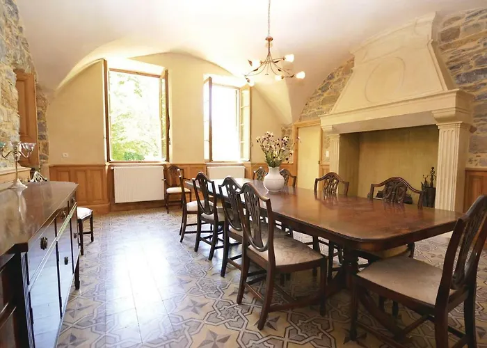 5 Bedroom Pet Friendly In Prázdninový dům Anduze